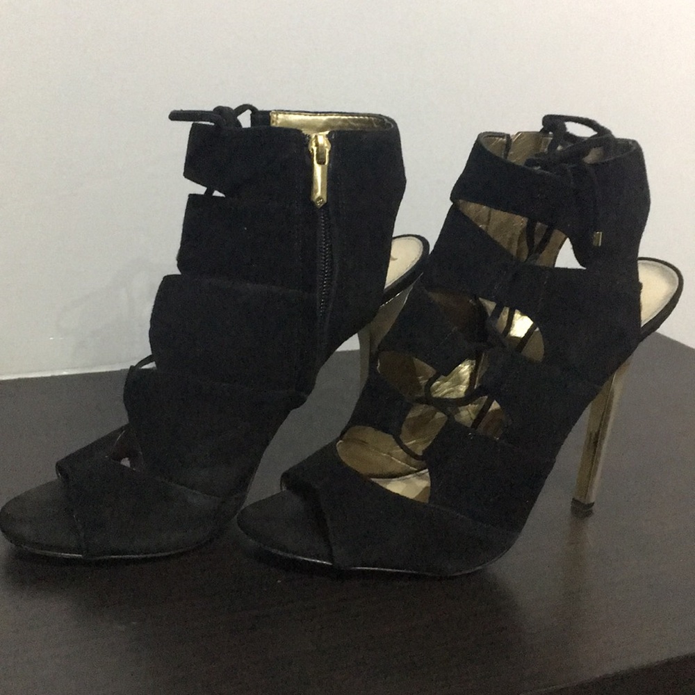 Sexy strapped heels with gold heel
